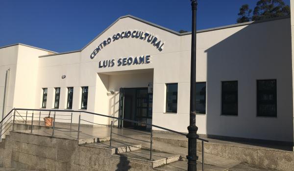 Oficina de información de O Pino en el Centro Sociocultural Luís Seoane
